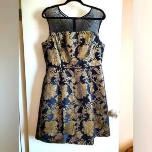 Adrianna Papell Dress, Size 14, Black & Gold Color
